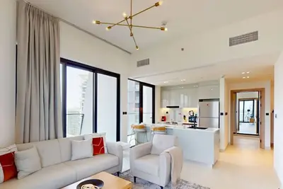 Image de Binghatti Canal - Chic Two Bed in Business Bay