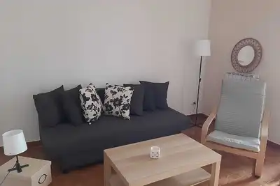 Image de Cozy apartment 4 minutes from the sea with a view of the city. . .