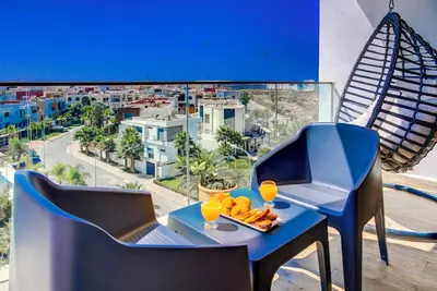 Image de Panoramic View 3min from Beach Pool Wifi Netflix Balcony