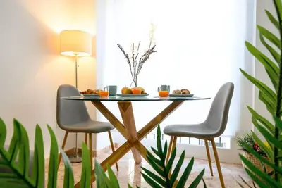 Image de Apt 5 min walking to the beach by 10ToSea