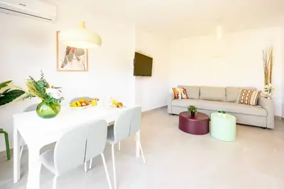 Image de A estrenar 2 hab, playa y centro by 10ToSea