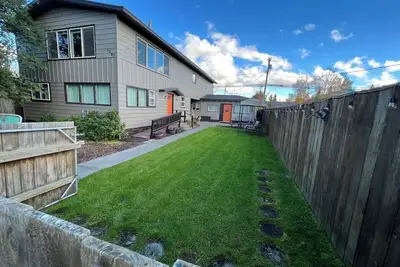 Image de Oregon Upstairs · Huge Unit Near Airport, Fast WiFi, Parking