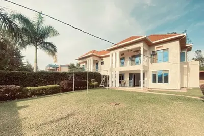 Image de Beautiful 4bedrooms 3 bathrooms villa In Kimihurura