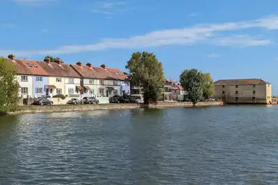 Image de Grace Cottage - Emsworth -  a cottage that sleeps 6 guests  in 3 bedrooms