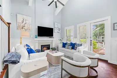 Image de Summer Stays Available! WaterSound Community Amenities! 4 Adult Bikes!