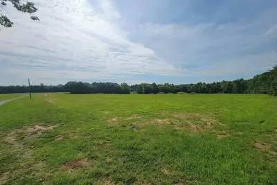 Image de Field Campsites for Blue Ridge Rock Fest Alton, Va