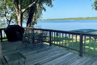 Image de Wolf Creek Retreat, Grand Lake, 2 miles to the center of Grove Ok and a fab view