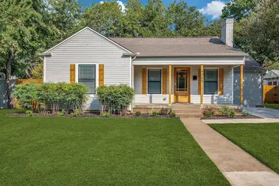 Stunning home centrally located by Bluffview