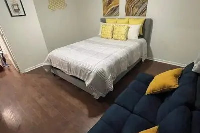 Image de Quaint Upscale 2br Townhouse in the Galleria area