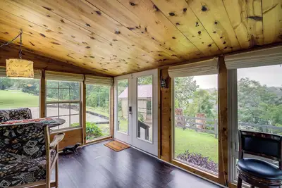 Image de Peaceful Bronston Getaway w\/ Fire Pit & Lake Views