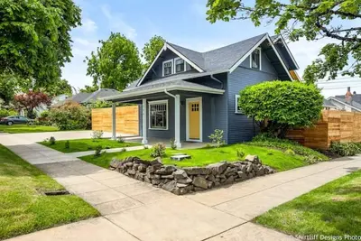 Image de Updated and cozy, 1 block to Matthew Knight Arena and 3 blocks to Hayward Field.