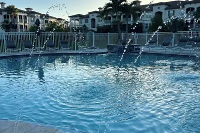 Image de Cozy Orlando Oasis w\/Resort Style Pool\/Fast WiFi\/Free parking\/Gym\/Close To Parks