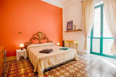 Image de Between the Center and the Station Apartment x6