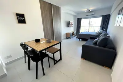 Image de Luxueuse location temporaire avec piscine Ă Caballito