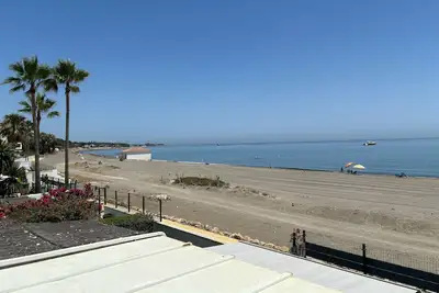 Image de Maison de vacances \"Beach House El Saladillo\" avec vue sur la mer, court de tennis privé et Wi-Fi