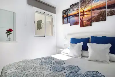 Image de Maison de vacances \"Casa Centro Historico Barbate\" avec terrasse privée et Wi-Fi