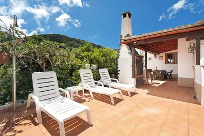 Image de Maison de vacances 'Casa Rural Medina 1' avec vue sur la montagne, Wi-Fi et climatisation