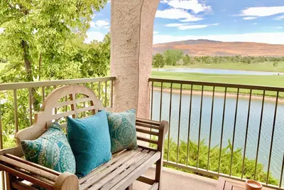 Image de The Lakeside Villa at Red Hawk Golf Course