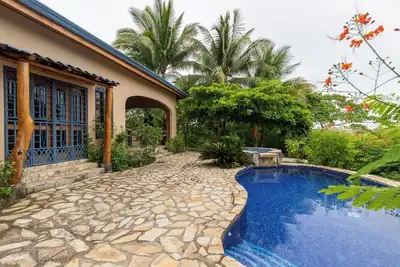 Image de Casa Tres Monos | Charming 3br Getaway Near Garza