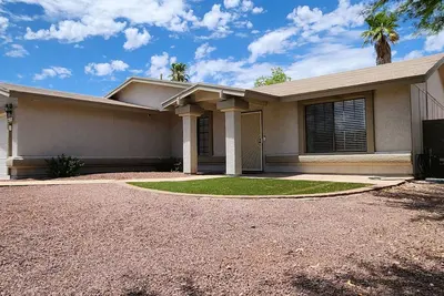 Image de Beautiful Home in South of Tucson. Near to shopping center and Intern. Airport