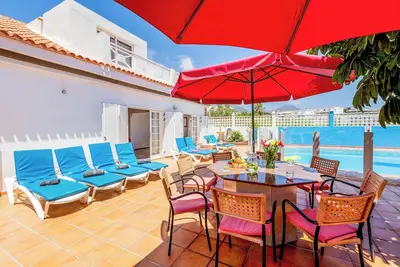 Image de Villa Lory - Quatre Chambres Villa, Couchages 8