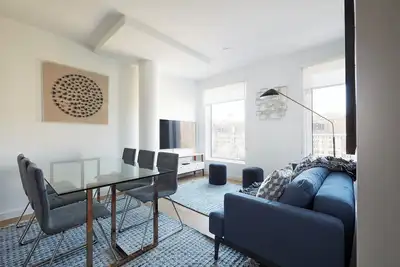 Image de Modern 3 Br loft -shared deck - gym - mins to Nyc