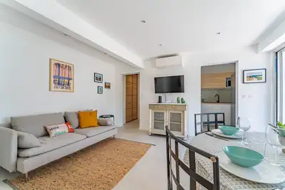 Image de Nathaniel - Appt avec terrasse à 5 min de la plage