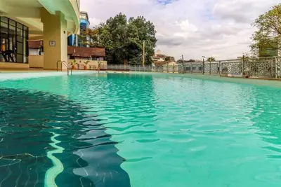 Image de Elegant 2 bed Luxury suite with city view Westland\n