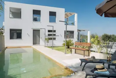 Alyona Villa with Private Pool, Garden and playground