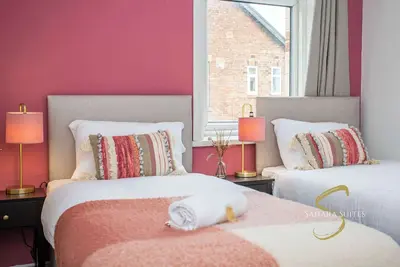 Image de Modern 3br Home - Sleep 6 - Contractors & Families