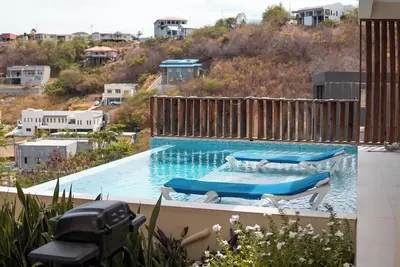 Image de Luxury Villa w/ Pool & Ocean View