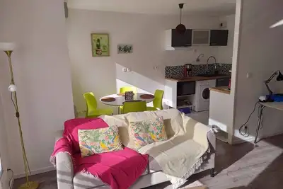 Image de À 2 minutes du centre commercial