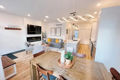 Licensed - Brand New - 2 Blocks from lake - 3 Bdr