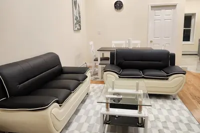 Image de Cozy 2 bed rooms near Jfk and shopping.