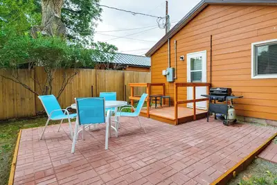 Image de Quaint Cody Cottage w/ Grill: Walk to Downtown!