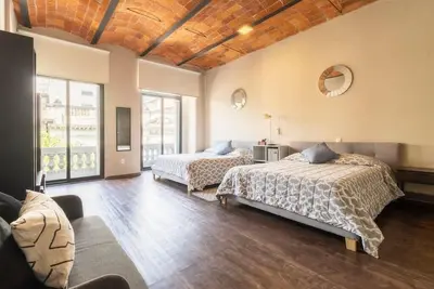 Image de 204 Historic Center 2Bdrm 2Bath Ac Apt Rooftop