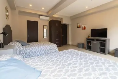 Image de 206 Zocalo Cathedral  2Bdrm 2Bath apt Ac Rooftop