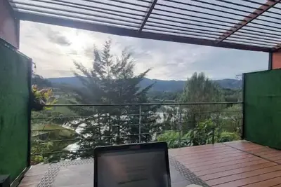 Image de lake view Guatape lovely loft, Big Stone