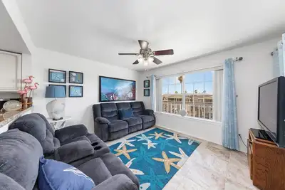 Image de Available for Spring! Lazy Days Sea Cottage #1015