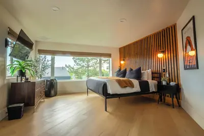 Image de Gorgeous Home + Hot Tub + Three Game Rooms + Views