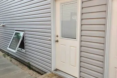 Image de Unwind in Style, Book Your Dream Stay in Saskatoon