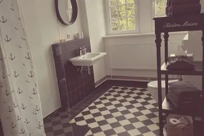 Image de Renoviertes Schloss mit Historischem Kern Bietet Viel Platz für Familie&freunde