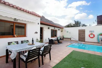 Maison de vacances 'La Casita Del Horno Vv' avec vue sur la montagne, Wi-Fi et climatisation