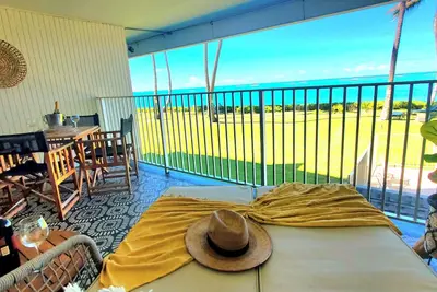 Image de Beach Front Condo w/ Beautiful Sunrises on Private Sandy Beach + Turtles + Perfect Snorkel Spot