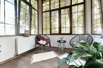 Image de Spacious 2-bed Flat  with Balcony, in central Bucharest - Universitate