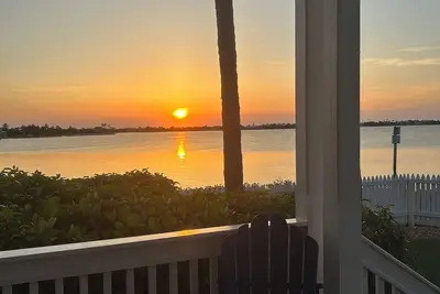 Image de Spectacular Water Views and Gorgeous Sunsets  Villa 6