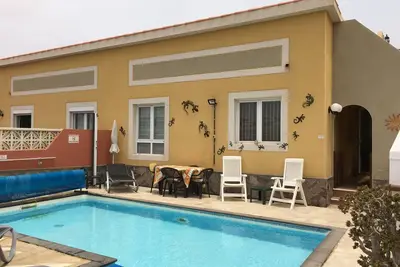 2 Bedroom Villa in Good Location in Caleta De Fuste, Fuerteventura