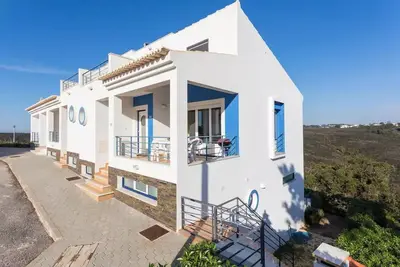 Image de Casa das Estevas V3 - 8 minutes walk from the beach!