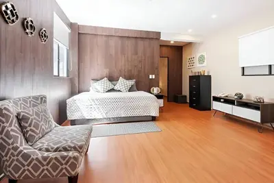 Image de 503 Walk the City Center 1Bdrm 1 bath Ac Rooftop