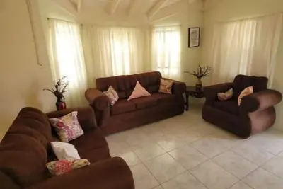 Tropical Blessings-Ocho Rios/Rental Car Available